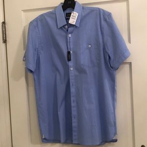 Men’s Neimans Marcus blue short sleeve shirt